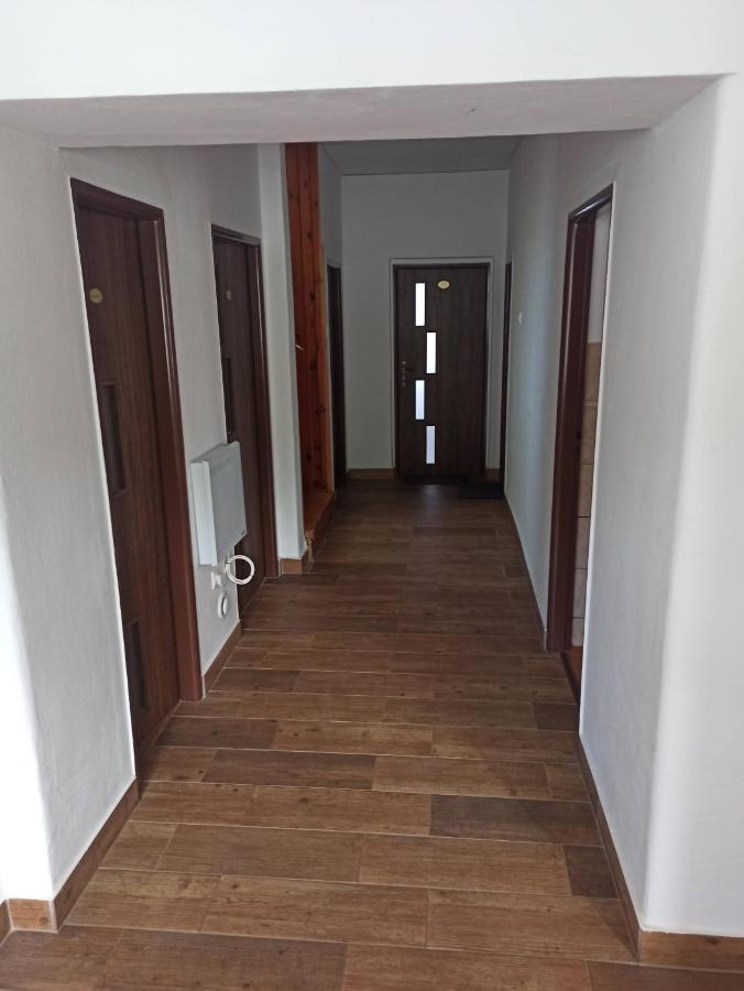 Apartmanovy Dom Stummerova Topolcany Exterior photo